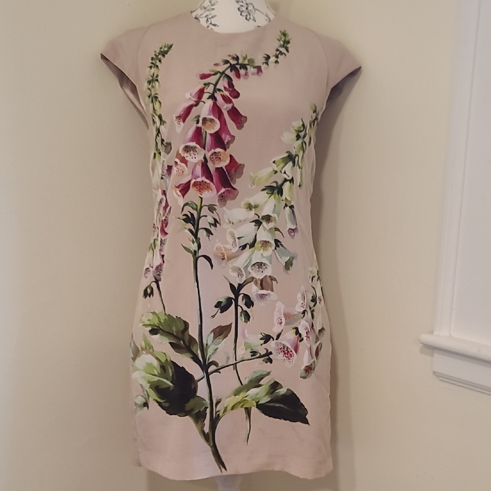 Ted Baker Cream and Pink Sheath Dress Cap Sleeve Crew Neck